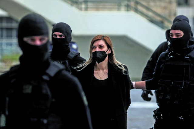 Ομόφωνα «Μήδεια»