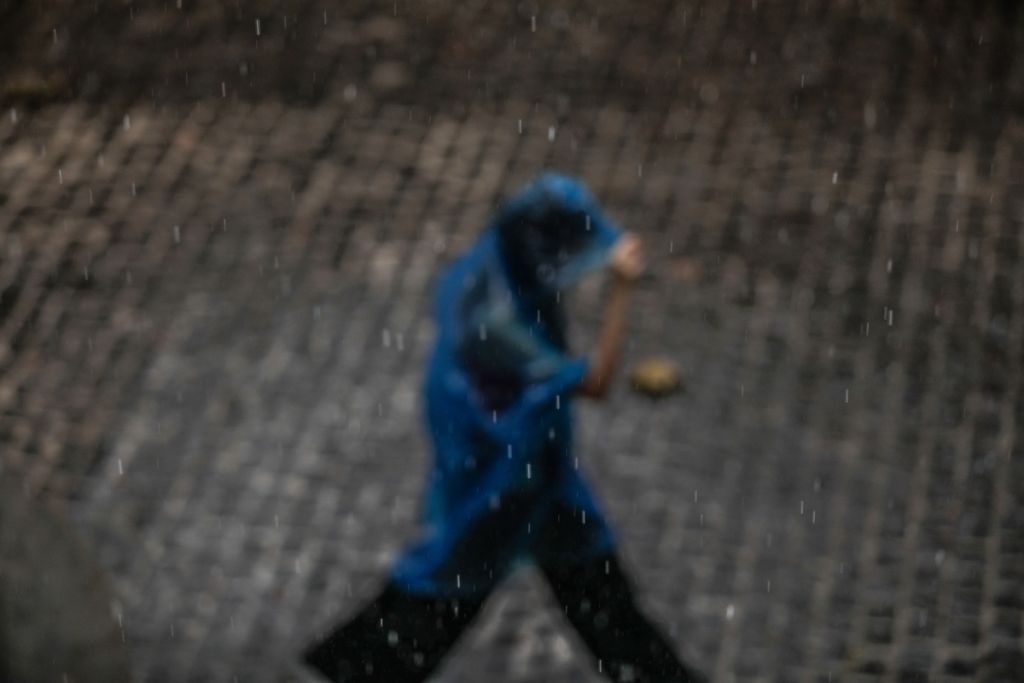Καιρός: Τοπικές βροχές αύριο το πρωί στην Αττική – Πού θα χτυπήσουν καταιγίδες το Σαββατοκύριακο | tanea.gr