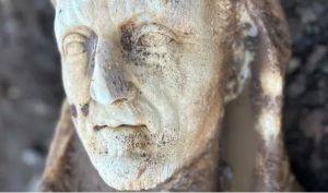 Βρέθηκε αρχαίο άγαλμα του Ηρακλή μετά από επισκευές υπονόμων