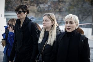 Δίκη Φιλιππίδη: «Βλέπει» οργανωμένο σχέδιο και επιχειρεί να αποδομήσει τις σοβαρές καταγγελίες