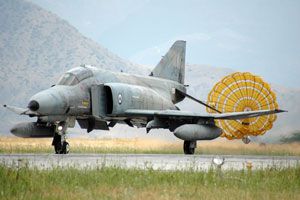 Ανδραβίδα: Τεχνική βλάβη η αιτία συντριβής του Φάντομ; – Τι λέει αντιπτέραρχος ε.α