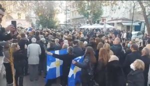 To Twitter για τον τέως βασιλιά και όχι μόνο – «Να κλάψεις ή να γελάσεις, ιδού η απορία…»