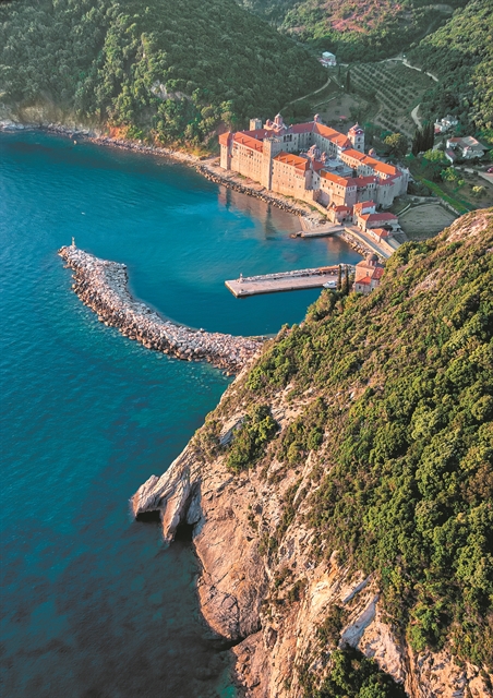 Η Μονή Εσφιγμένου στον φακό των «ΝΕΩΝ»