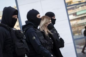 Προφυλακιστέα η Ρούλα Πισπιρίγκου και για τους θανάτους της Μαλένας και της Ίριδας