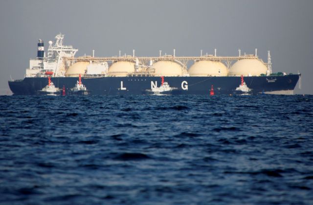Γαλλική εταιρεία κατασκευής δεξαμενών μεταφοράς LNG αποσύρεται από τη Ρωσία
