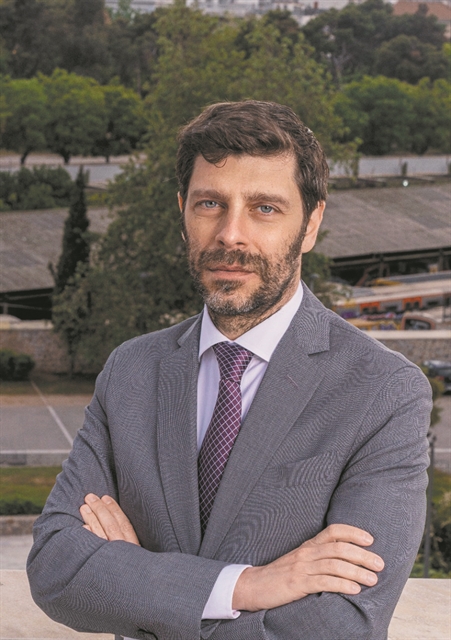 «Μου πήρε πολλά χρόνια να εμπιστευτώ άλλους»