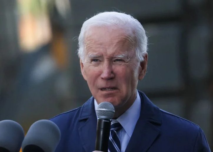 Μπάιντεν: Νέα γκάφα από τον πρόεδρο των ΗΠΑ όταν πήγε να τραγουδήσει το «Happy Birthday»