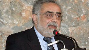 Χριστόδουλος Γιαλλουρίδης: Πέθανε ο κορυφαίος διεθνολόγος και καθηγητής