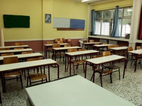 Κεραμέως για σχολεία: Καμιά συζήτηση για κλείσιμο ή υποχρεωτική μάσκα λόγω της έξαρσης ιώσεων και κοροναϊού | tanea.gr