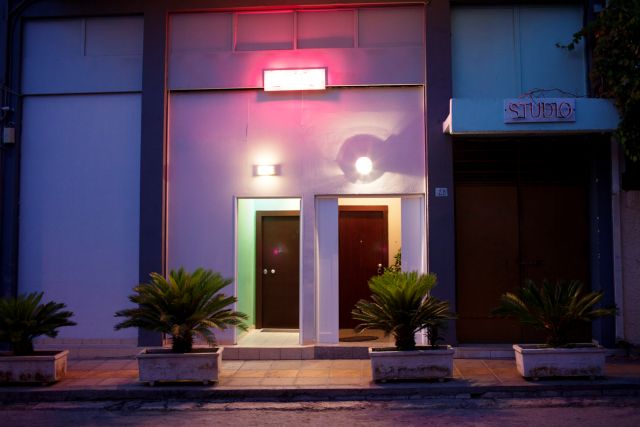 Συνελήφθησαν πέντε γυναίκες σε οίκους ανοχής που λειτουργούσαν παράνομα