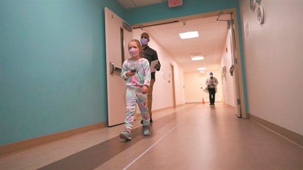 Παιδιατρικά νοσοκομεία: Μεγάλες ελλείψεις σε Αττική και επαρχία – «Ασφυξία» στις ΜΕΘ στη Β. Ελλάδα