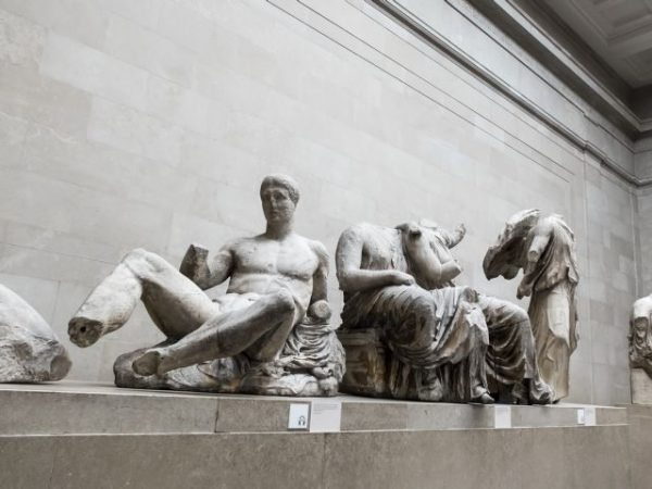 Οικονόμου: Στόχος μας να επιστρέψουν, να επανενωθούν τα γλυπτά του Παρθενώνα στο Μουσείο της Ακρόπολης