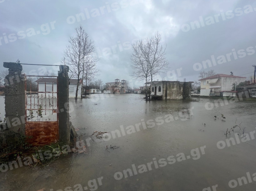 Εικόνες καταστροφής από την κακοκαιρία σε Θεσσαλία και Κεντρική Μακεδονία