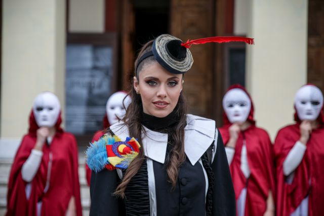 Σε ρυθμούς καρναβαλιού η Πάτρα – Πρωταγωνιστές και φέτος, οι χιλιάδες νέοι και νέες της