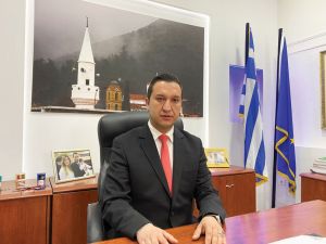 Δήμαρχος Ιάσμου: Χαρακτηρίζεται ως… φιλέλληνας από τη Γενί Σαφάκ