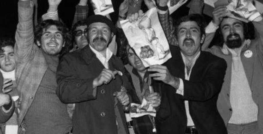Δημοψήφισμα 1974: Η ήττα του Κωνσταντίνου – Η νίκη της Δημοκρατίας | tanea.gr