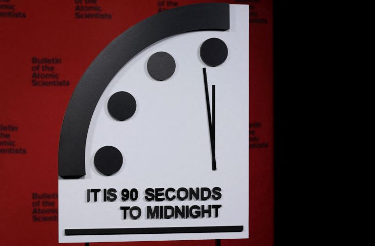 Ρολόι της Αποκάλυψης: Έδειξε 90 δευτερόλεπτα πριν τα μεσάνυχτα | tanea.gr