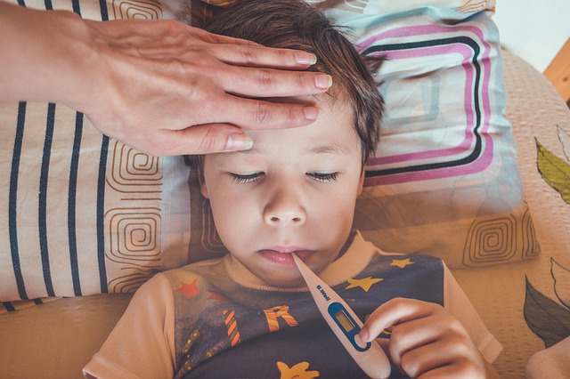 Ελληνική Παιδιατρική Εταιρεία: Τι να κάνετε όταν το παιδί έχει υψηλό πυρετό | tanea.gr