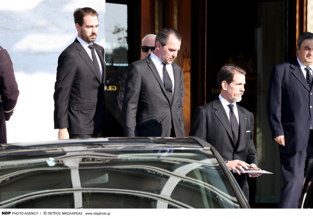 Κηδεία τέως βασιλιά Κωνσταντίνου: Οι επίσημοι που βρέθηκαν στην κηδεία