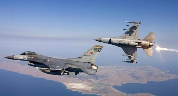 Υπερπτήσεις τουρκικών F16 πάνω από Οινούσσες και Παναγιά