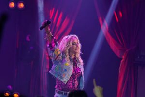 Ψευτογιατρός: Διαφήμιζε ως ασθενείς του την Άννα Βίσση και τον Αλέξη Τσίπρα