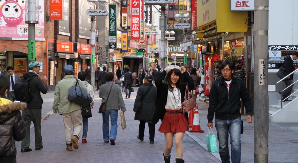 Ιαπωνία: Προσφέρουν στους νέους γονείς ένα εκατομμύριο γιεν για να φύγουν από το Τόκιο