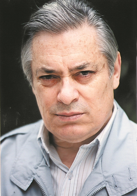 Ο συνθέτης της ρομαντικής ποπ αισιοδοξίας