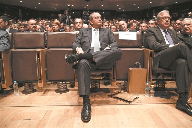 Όσα δίδαξαν οι αποχωρήσεις των πρώην αρχηγών