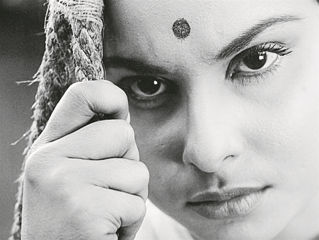 Με τη ματιά του Σατγιαζίτ Ρέι