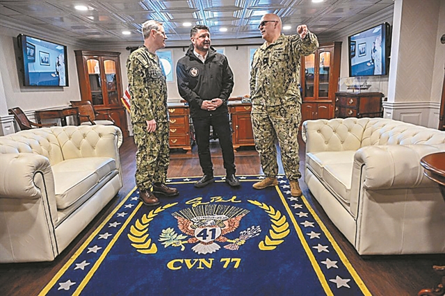 Απειλές και «παιχνίδια με τη φωτιά»