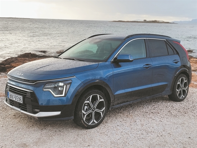 Σε υβριδικό ταμπλό