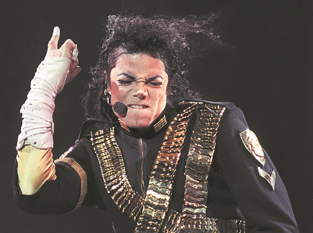 Θα θησαυρίσουν οι κληρονόμοι του Μάικλ Τζάκσον – 900 εκατ. δολάρια από την πώληση των τραγουδιών του | tanea.gr