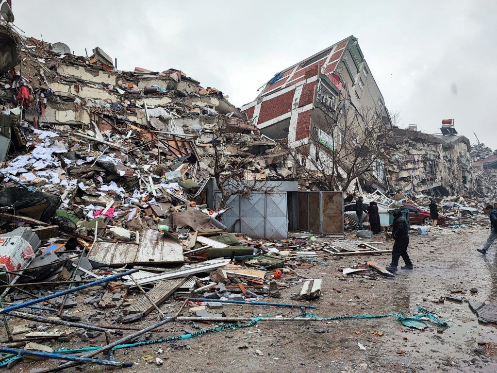Τουρκία: Τρία μέτρα πιο κοντά στην Ελλάδα μετά τον σεισμό