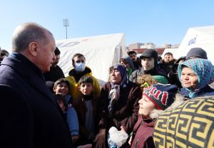 Προτάσεις για αναβολή εκλογών δέχεται ο Ερντογάν
