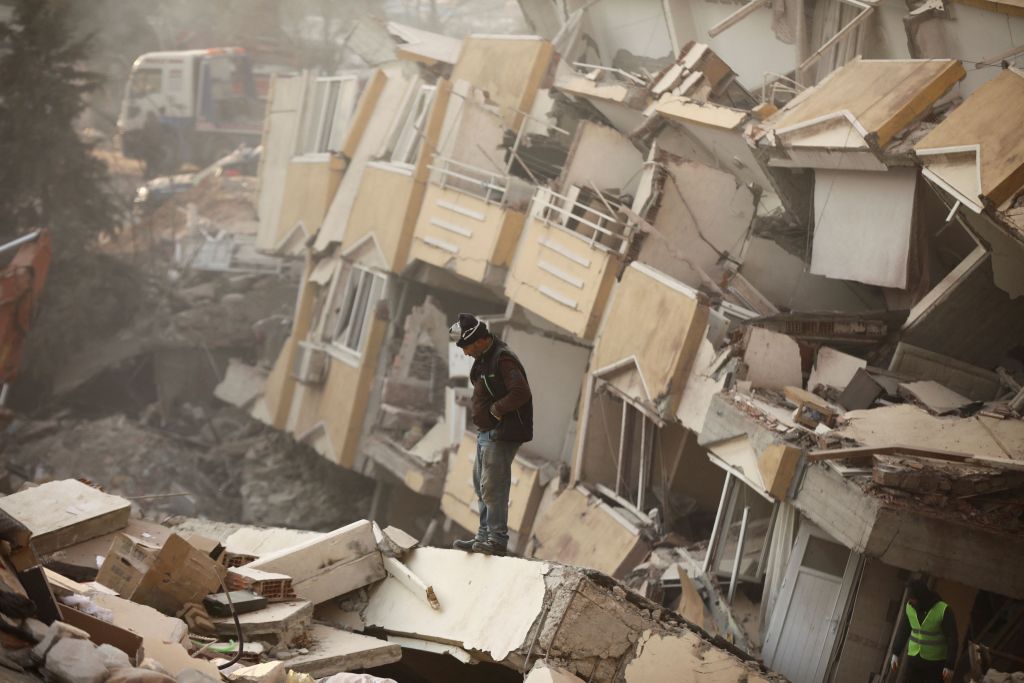 Λέκκας: «Οι νεκροί από τον σεισμό στην Τουρκία θα ξεπεράσουν τις 50.000»