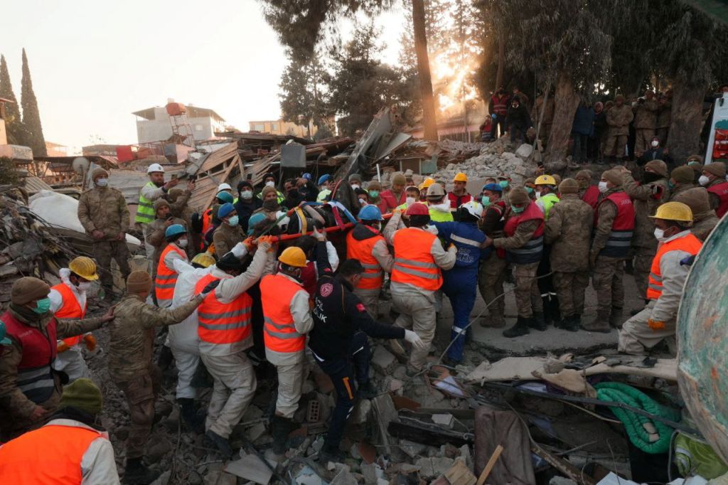 Σεισμός στην Τουρκία: Διέσωσαν τη 42χρονη Μελίκε μετά από 222 ώρες στα ερείπια
