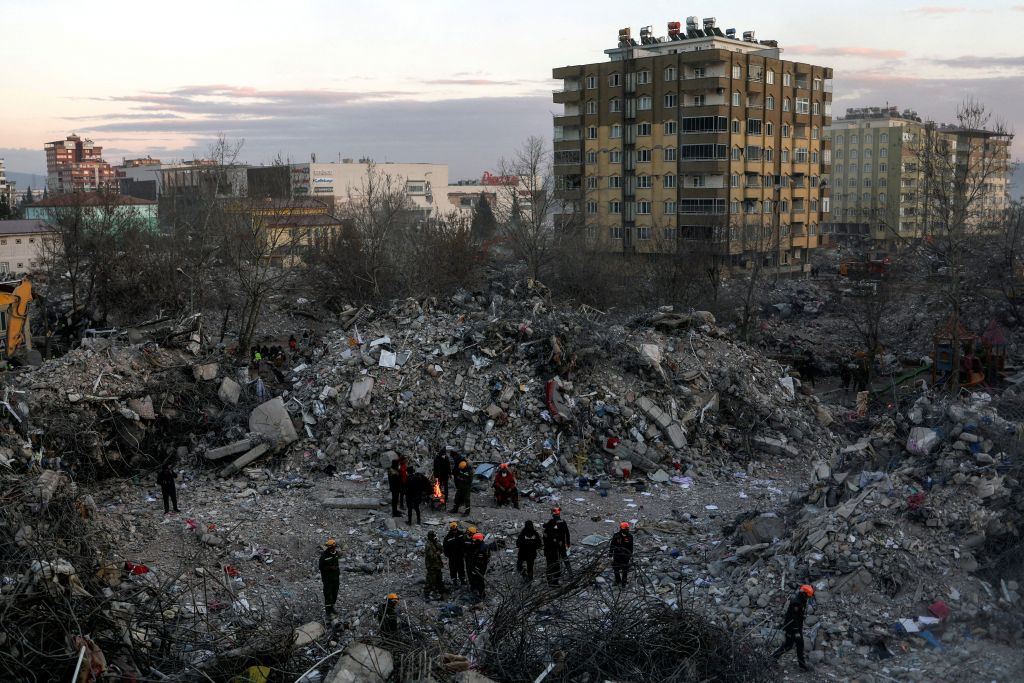 Σεισμός: Πόσο προετοιμασμένοι είμαστε στην Ελλάδα – Η «άσκηση» που προτείνει ο Συνολάκης