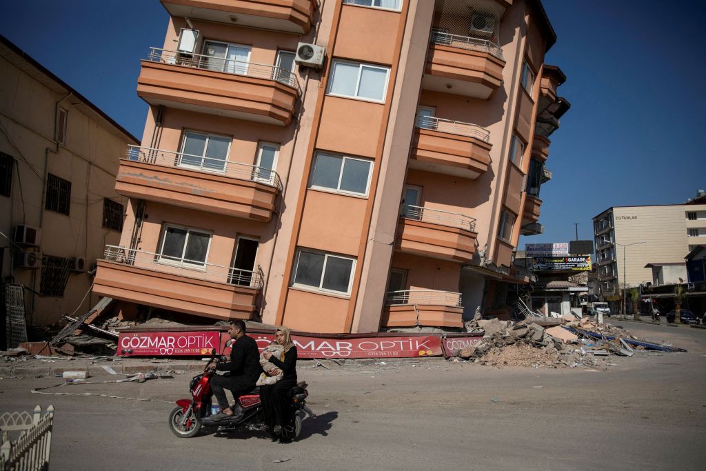 Σεισμός Τουρκία: Πώς η πόλη Ερζίν άντεξε τους σεισμούς