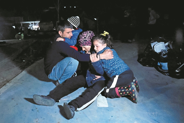 «Μπορεί ο Ερντογάν να επιβιώσει από την καταστροφή που δημιούργησε;»