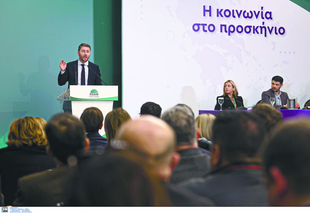 Ο Τσίπρας πήρε τη σκυτάλη κατά του Ανδρουλάκη