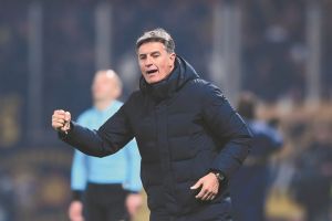 «Φεύγουν» τα εισιτήρια