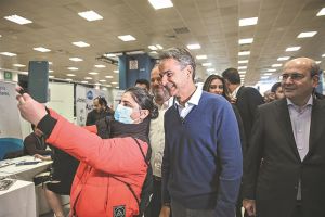 Νέες κινήσεις διεύρυνσης με ανοιχτή ημερομηνία κάλπης