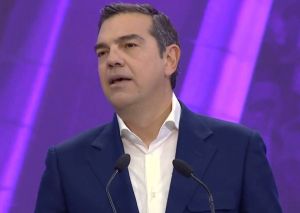 Αλέξης Τσίπρας: «Ο Μητσοτάκης διέπραξε ύβρη απέναντι στη Δημοκρατία»