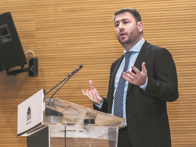 Ανδρουλάκης: «Επαναφέρουμε το νόμο του ΠΑΣΟΚ του 2010 για την α’ κατοικία»