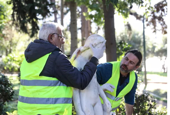 Δήμος Αθηναίων: Πρόγραμμα αποκατάστασης των υπαίθριων γλυπτών