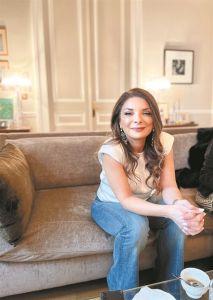 «Ο φεμινισμός δεν απελευθερώνει μόνο τις γυναίκες»