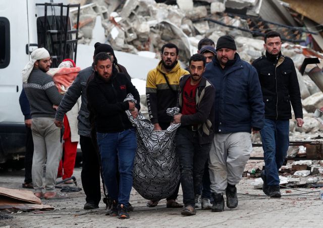 Άκης Τσελέντης: «Τα θύματα στην Τουρκία μπορεί να φτάσουν τις 20.000»
