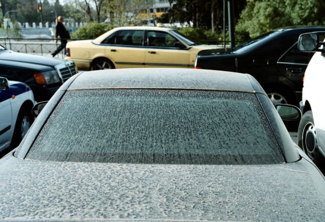 Καιρός: Αφρικανική σκόνη, λασποβροχές, αλλά και υψηλές θερμοκρασίες την Τετάρτη