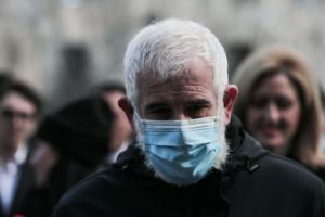 Πέτρος Φιλιππίδης: Αθώος λόγω αμφιβολιών για τον βιασμό, ένοχος για τις δύο απόπειρες