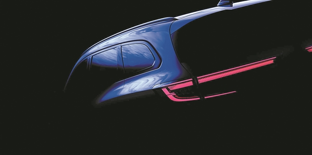 Renault: ΠΛΗΣΙΑΖΕΙ Η ΑΠΟΚΑΛΥΨΗ ΤΟΥ ESPACE